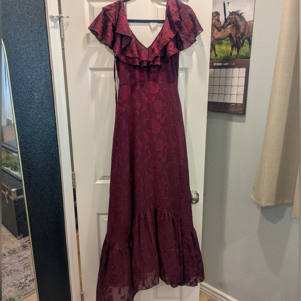 Francescas Burgundy Ruffled Dress - Picture 2 of 4